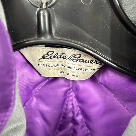 Eddie Bauer Women's Purple Down Puffer Vest Size Medium - Picture 4 of 11